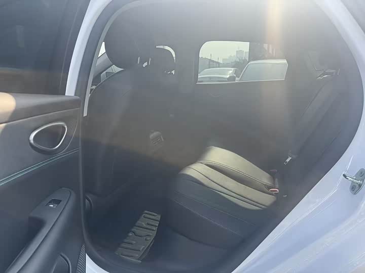 Фото 8 - BYD Seal 05 DM-i Hybrid