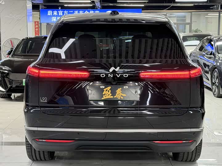 Фото 6 - Nio Onvo L90