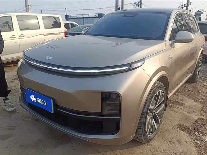 Фото 1 - LiXiang L8