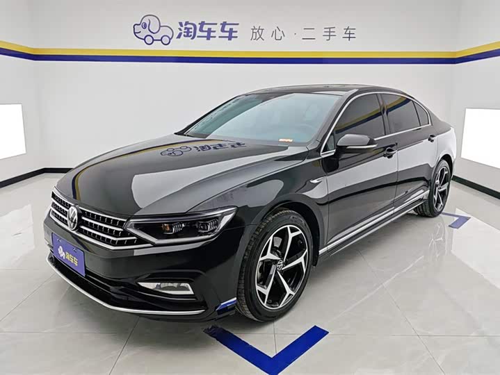 Фото 1 - Volkswagen Magotan