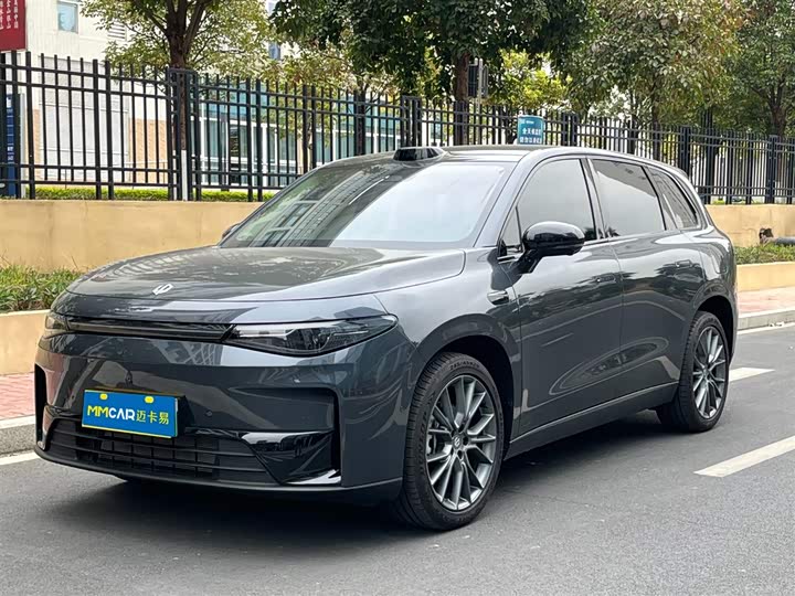 Фото 1 - Leapmotor C10