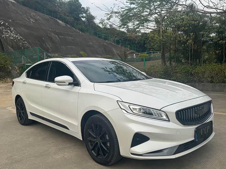 Фото 3 - Geely Emgrand GT