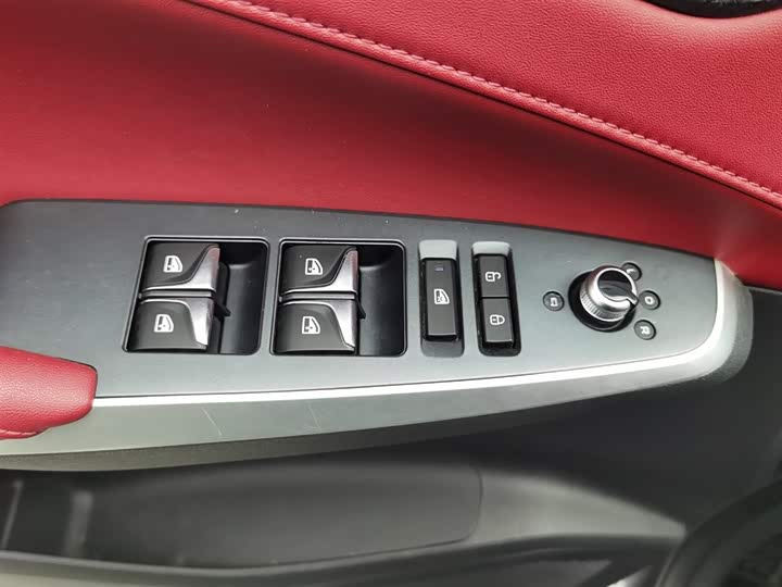 Фото 9 - Changan CS75 Plus