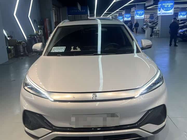 Фото 2 - BYD Yuan Plus