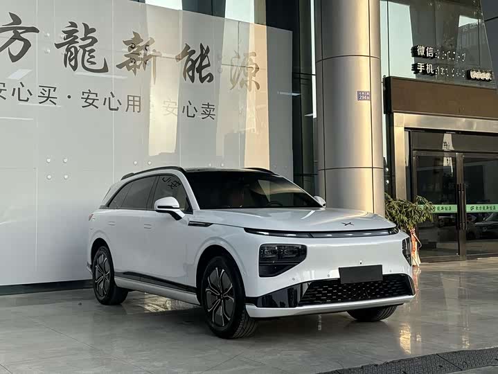 Фото 3 - XPeng G9