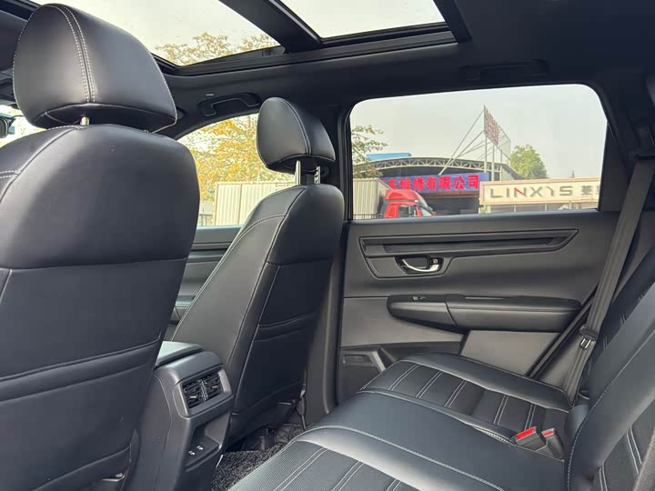 Фото 9 - Honda CR-V