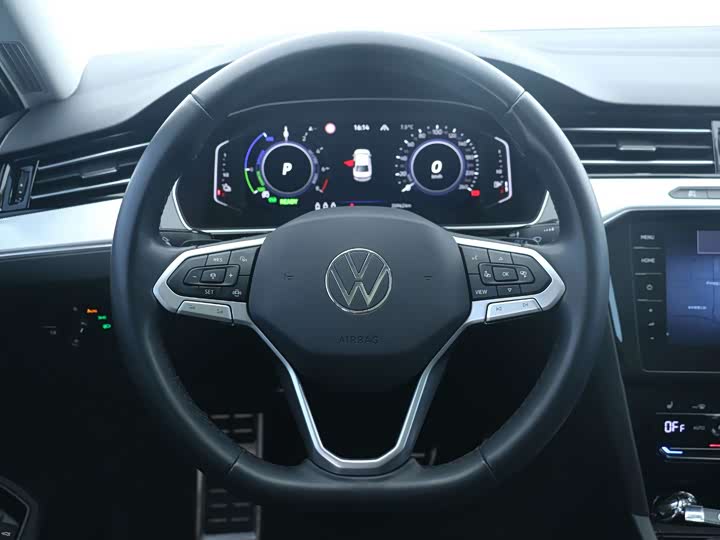 Фото 8 - Volkswagen Magotan GTE Hybrid