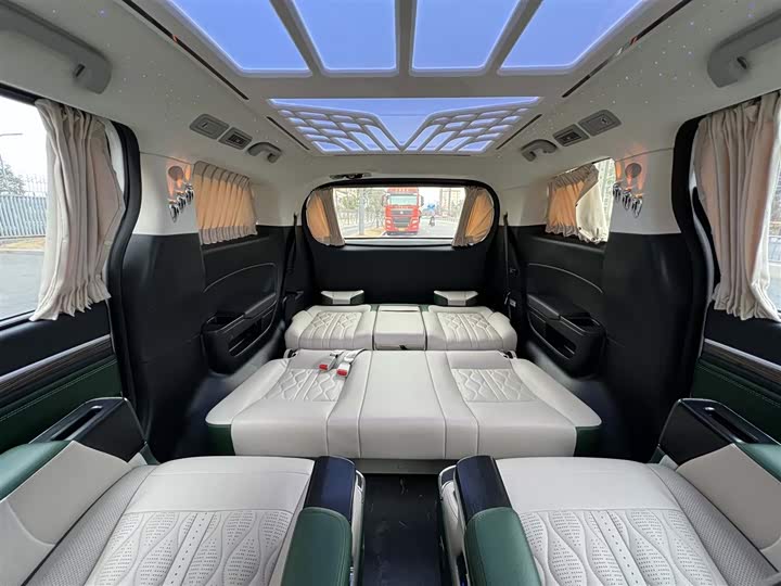 Фото 8 - GAC Trumpchi M8