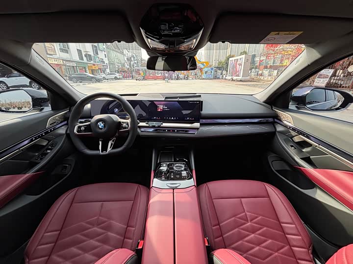 Фото 7 - BMW 5 Series