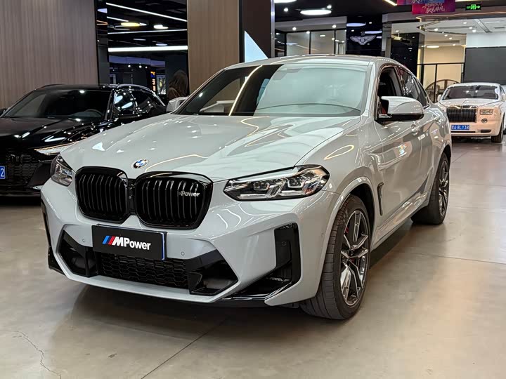 Фото 1 - BMW X4 M