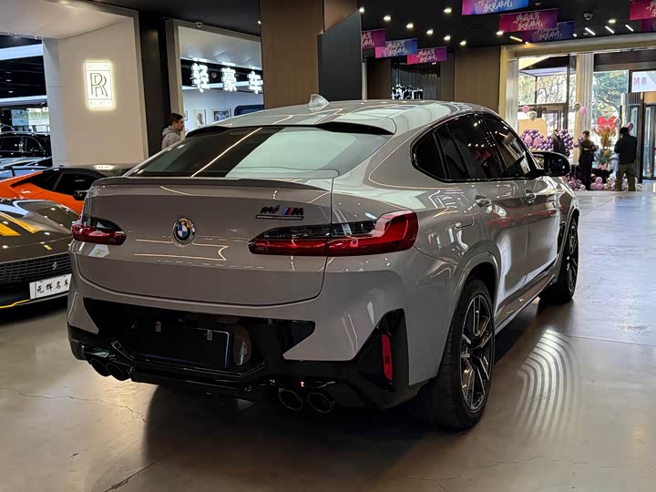 Фото 8 - BMW X4 M
