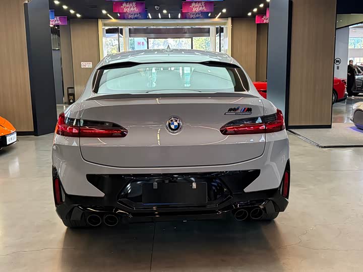 Фото 9 - BMW X4 M