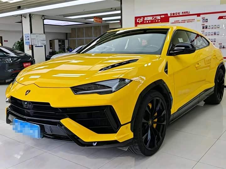 Фото 1 - Lamborghini Urus