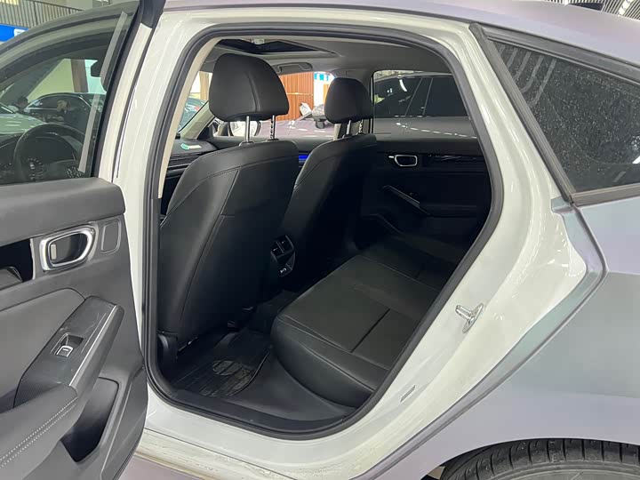 Фото 6 - Honda Integra