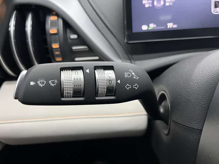 Фото 9 - BYD Yuan Plus