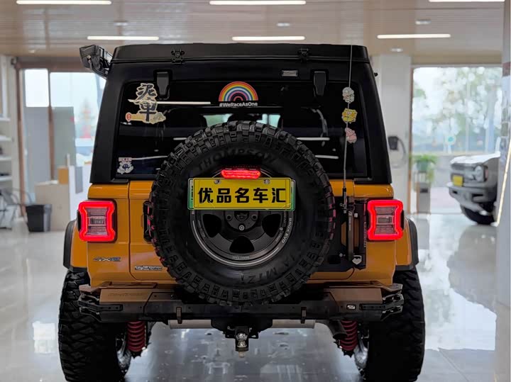 Фото 5 - Jeep Wrangler Hybrid