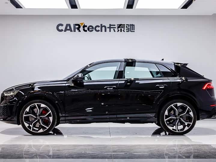 Фото 3 - Audi RS Q8