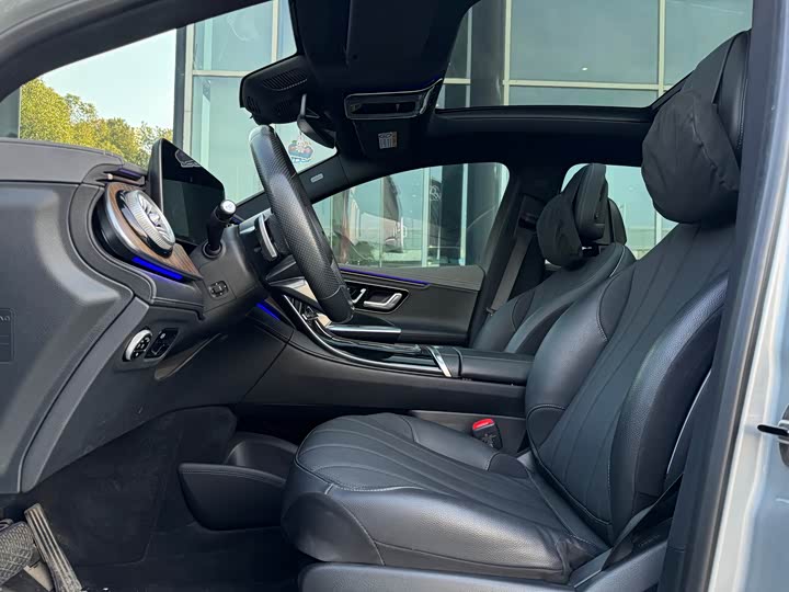 Фото 8 - Mercedes-Benz EQE SUV