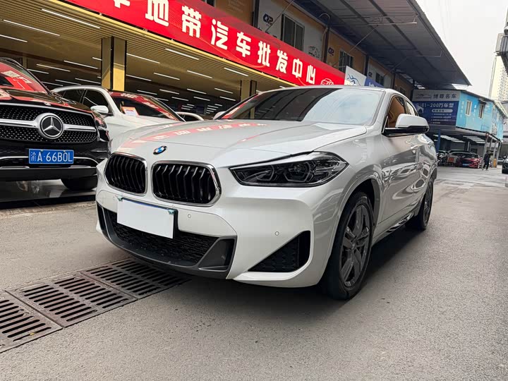 Фото 1 - BMW X2
