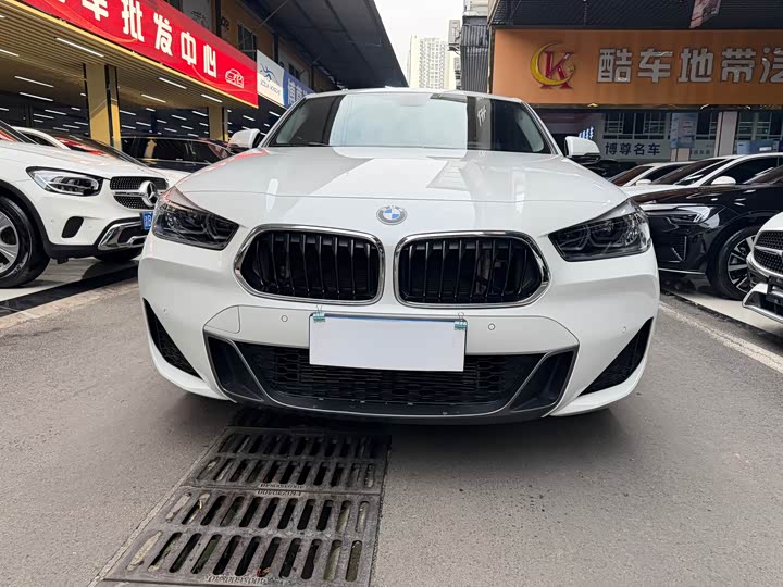 Фото 2 - BMW X2