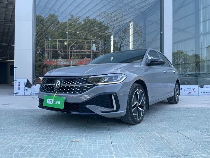 Фото 1 - Volkswagen Lavida