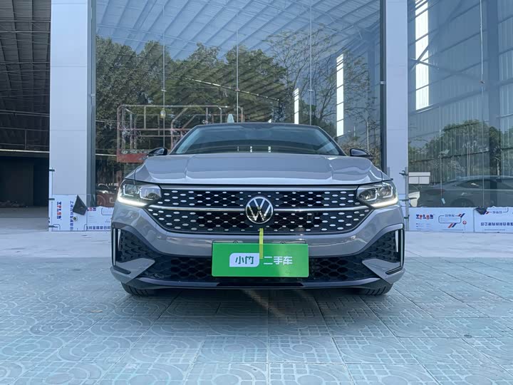 Фото 2 - Volkswagen Lavida