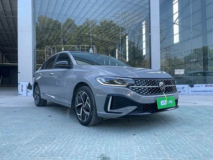 Фото 3 - Volkswagen Lavida