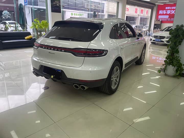 Фото 5 - Porsche Macan
