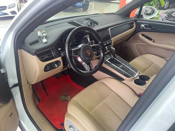 Фото 6 - Porsche Macan