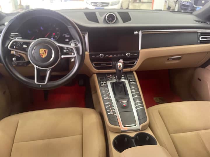 Фото 9 - Porsche Macan