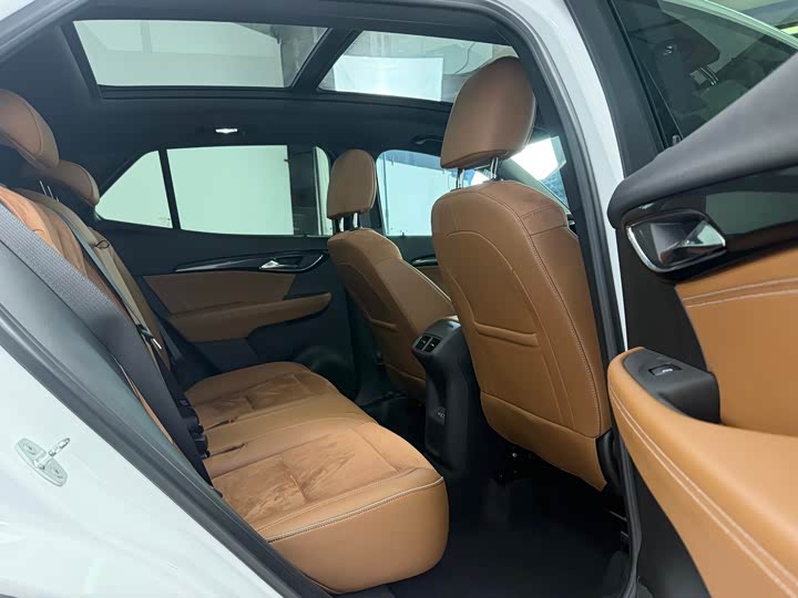 Фото 6 - Buick Envision Plus