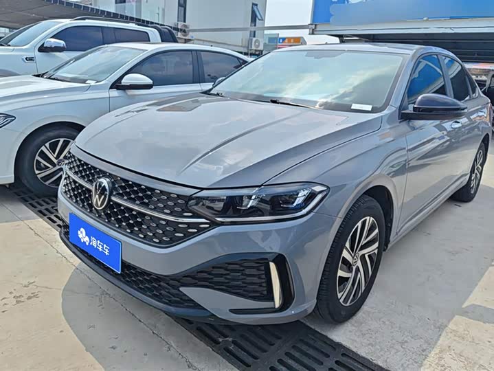 Фото 1 - Volkswagen Lavida