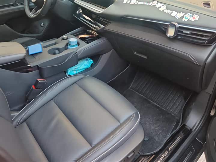 Фото 8 - Buick Envision Plus