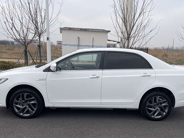 Фото 4 - BYD Qin EV