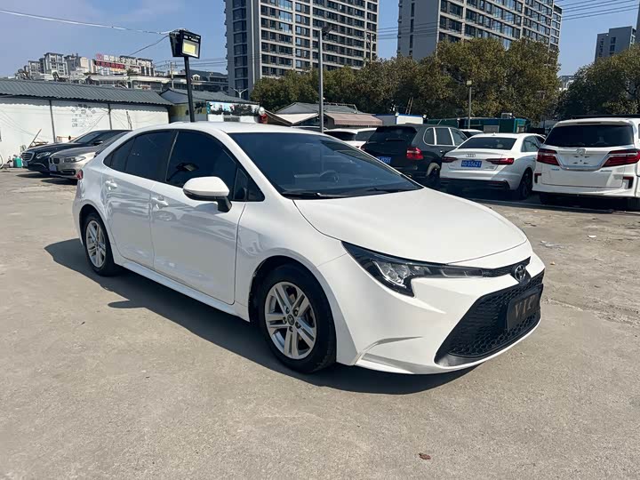 Фото 3 - Toyota Levin