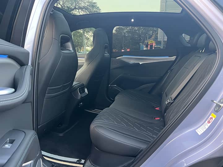 Фото 6 - BYD Sea Lion 07 EV