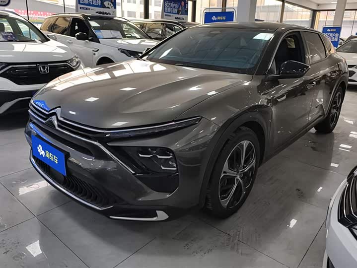 Фото 1 - Citroen C5 X