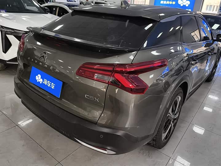 Фото 3 - Citroen C5 X