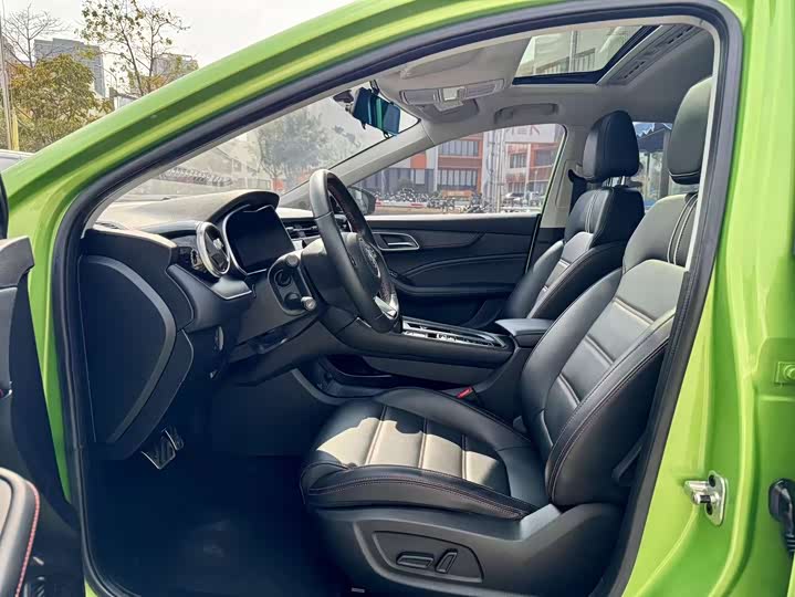 Фото 3 - MG Motor 6 Hybrid