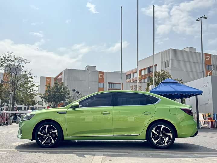 Фото 4 - MG Motor 6 Hybrid