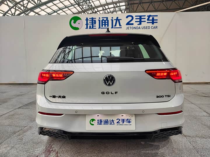 Фото 7 - Volkswagen Golf