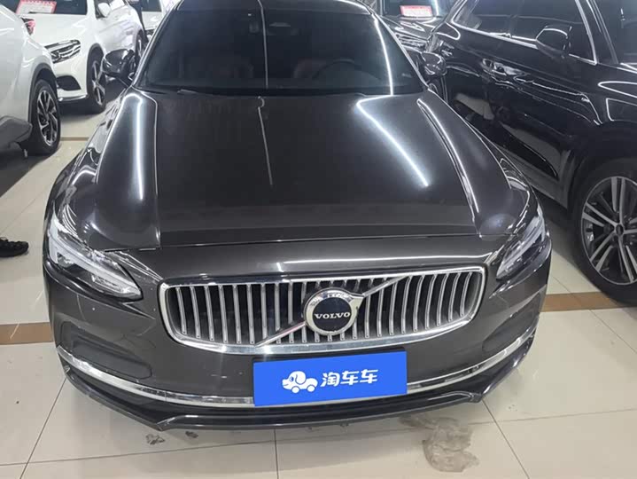 Фото 2 - Volvo S90