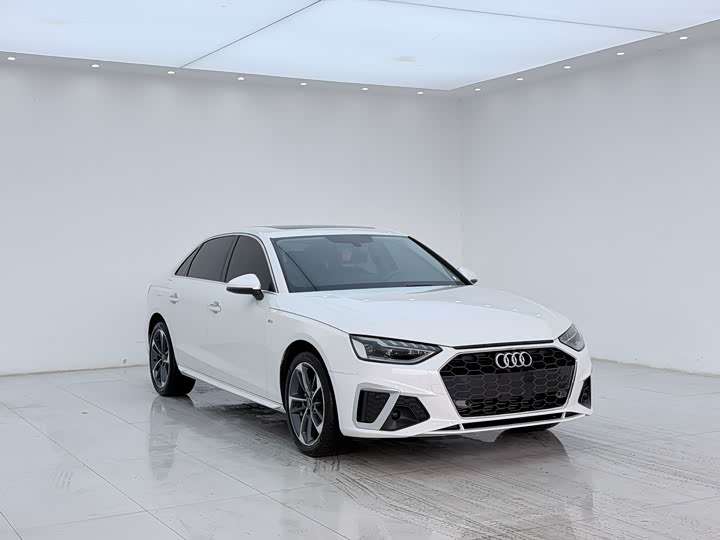 Фото 3 - Audi A4L