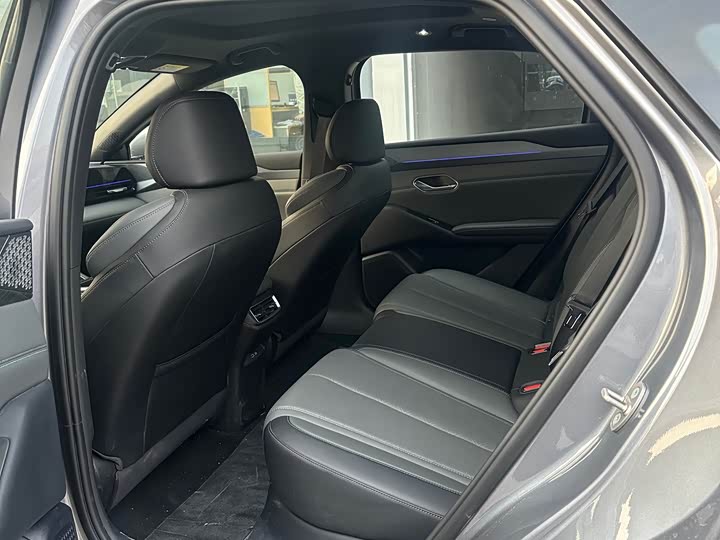 Фото 8 - BYD Qin L