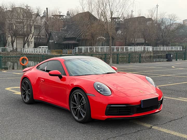 Фото 3 - Porsche 911