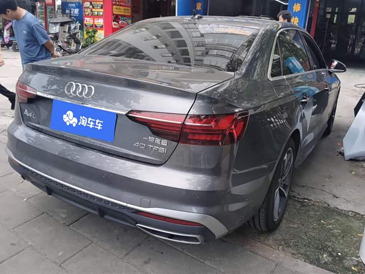 Фото 3 - Audi A4L