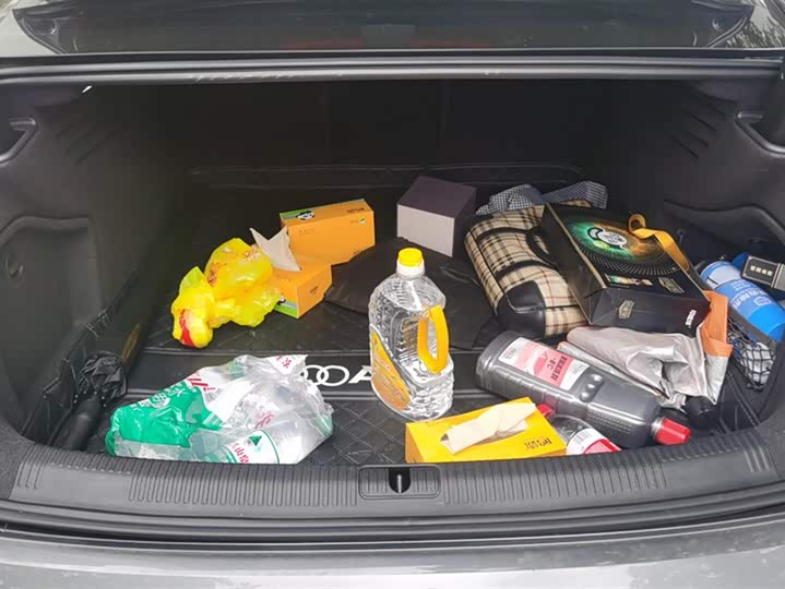 Фото 4 - Audi A4L