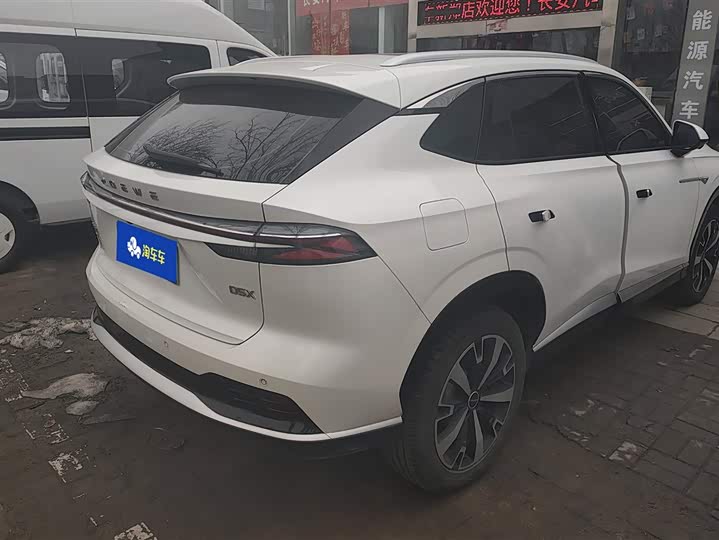 Фото 3 - Roewe D5X DMH