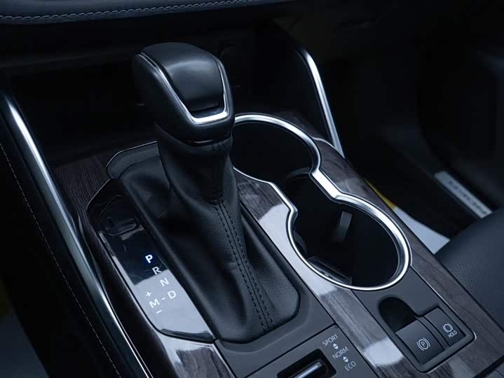 Фото 3 - Toyota Highlander