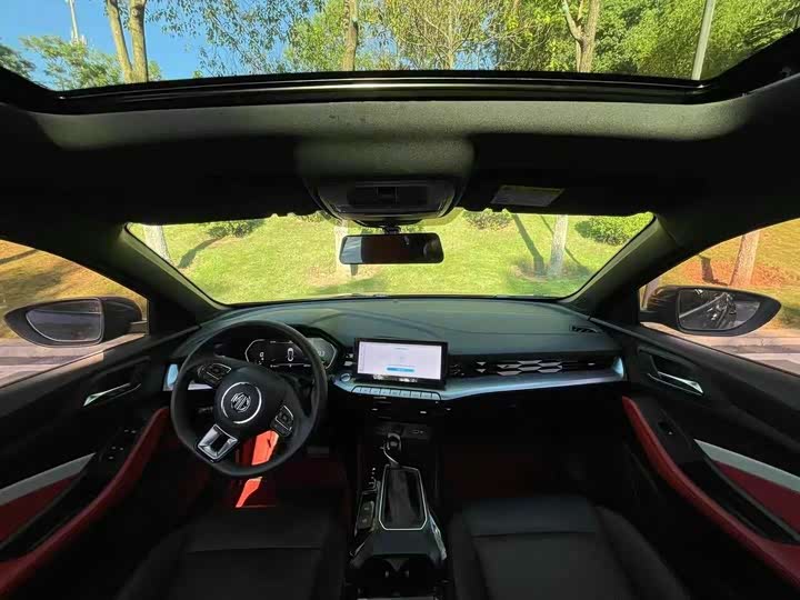 Фото 7 - MG Motor 5